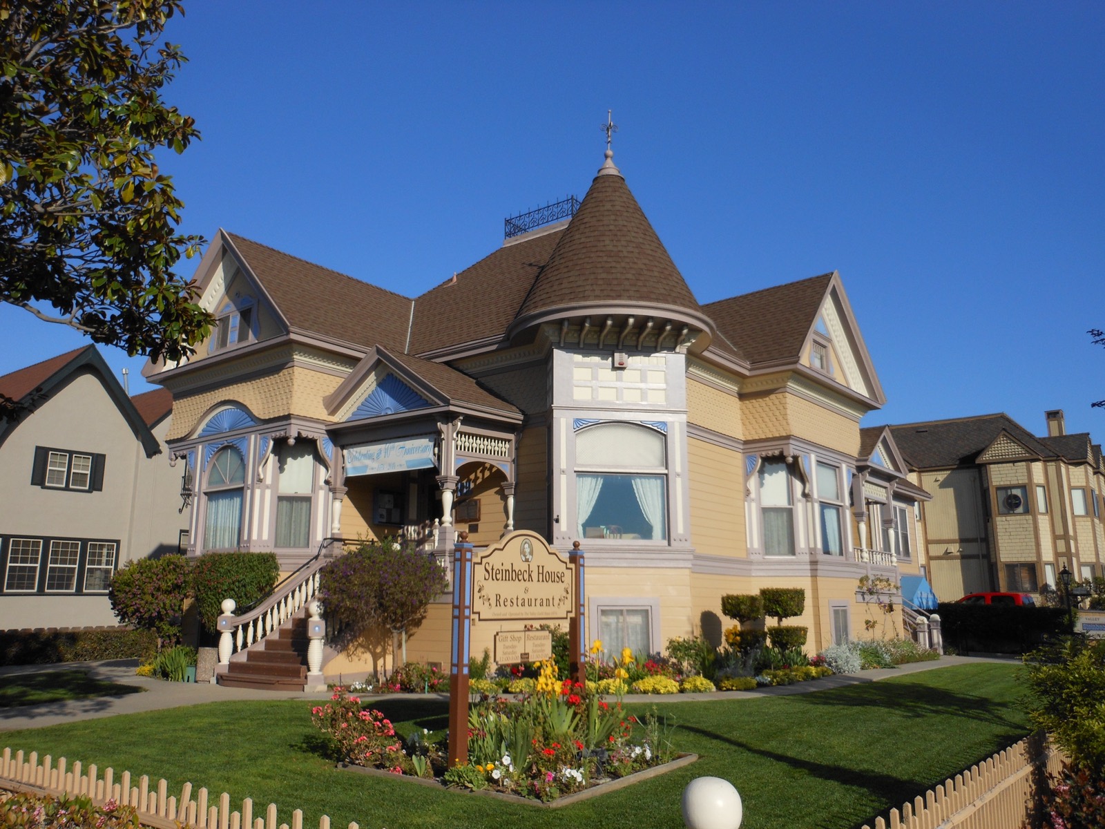 Exterior view of the Victorian John Steinbeck House in Salinas, California.